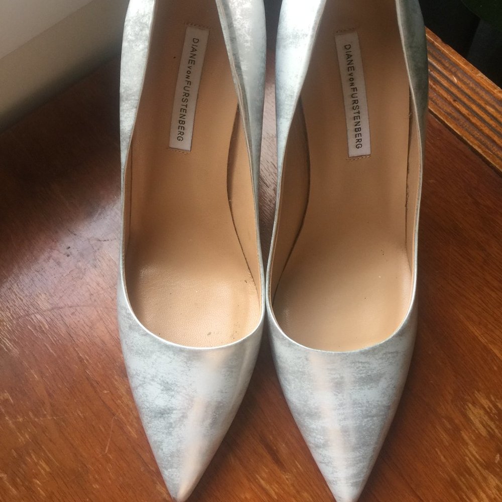 Diane Von Furstenberg Metallic Heels